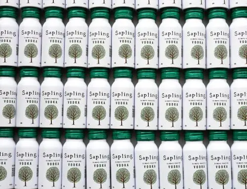 Sapling Spirits Vodka – 100% PCR aluminium bottle with white base coat, offset printing and matt lacquer